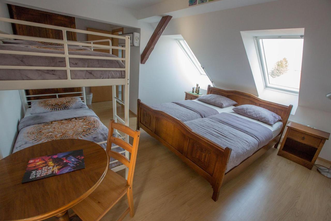 Hostel Sonce Ptuj Exterior foto